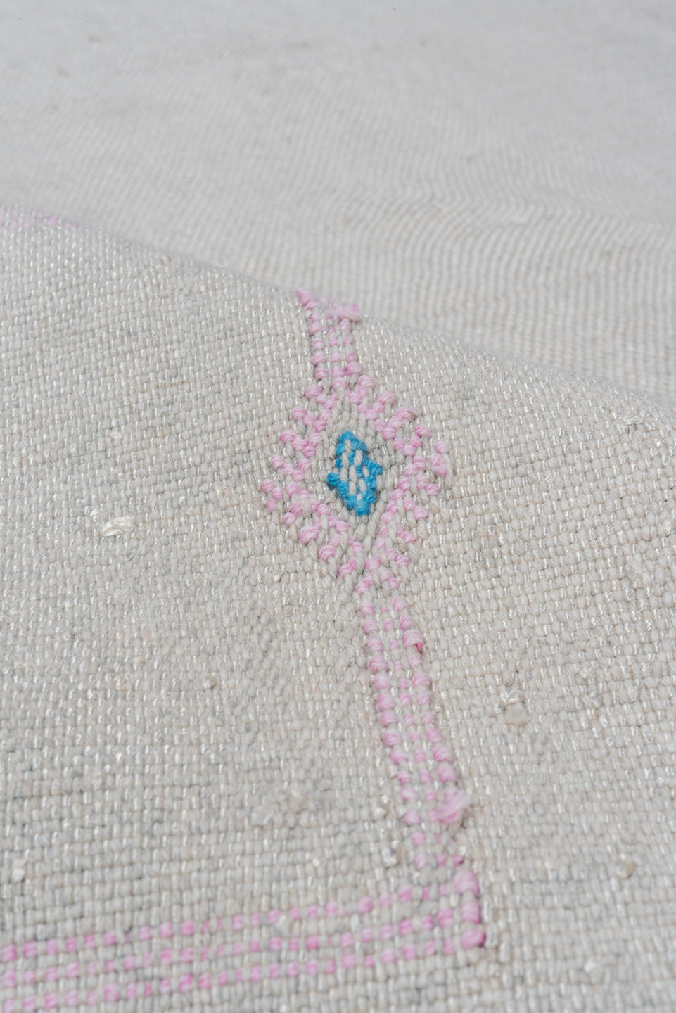 5' x 9' one-of-a-kind handmade vintage Cactus Kilim medium size rug. Color palette: ivory, cream, pale blue, gold, blush