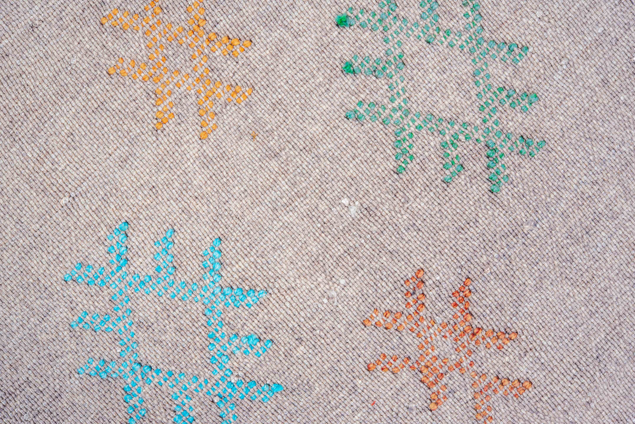 5' x 9' one-of-a-kind handmade vintage Cactus Kilim medium size rug. Color palette: blush, ivory, peach, aqua, lavender