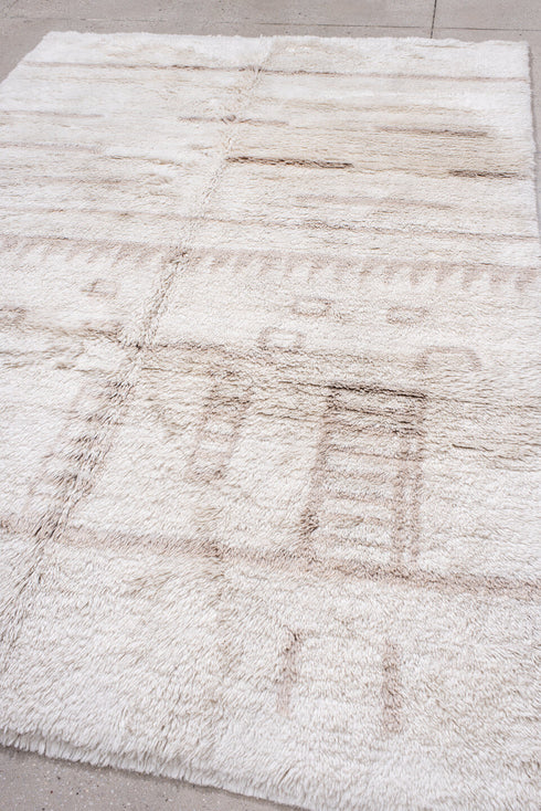 Vintage Moroccan Area Rug (6' x 9')