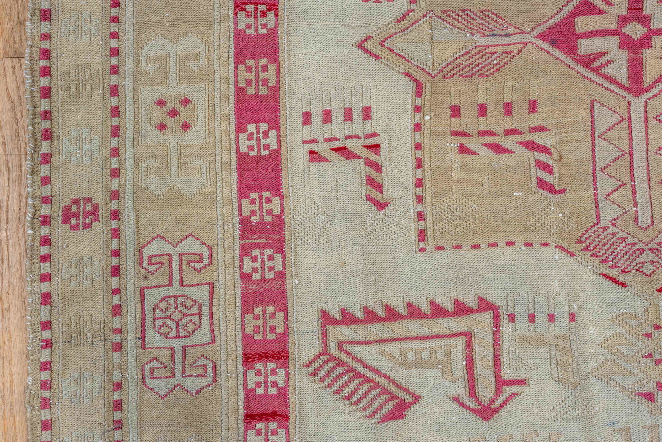 3' x 4' one-of-a-kind handmade antique Sumak small size rug. Color palette: ivory, camel, raspberry, beige, rose, red, pink