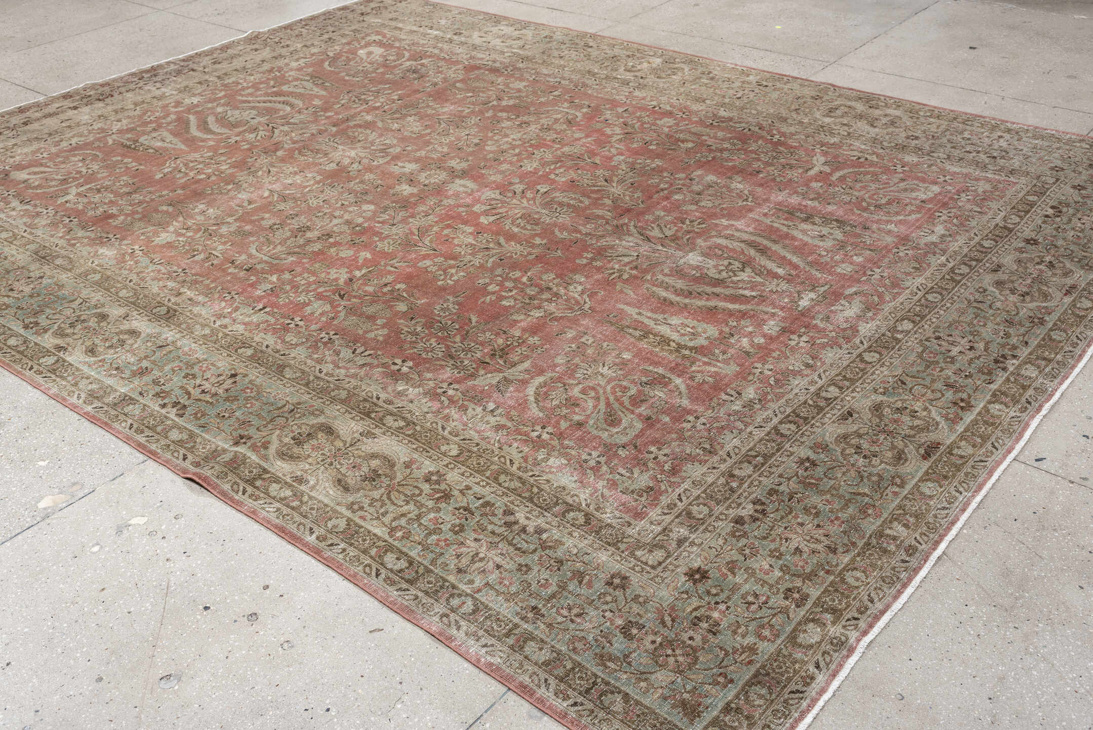 8' x 11' one-of-a-kind handmade antique Kashan large size rug. Color palette: rose, ivory, pale aqua, taupe, sage, camel