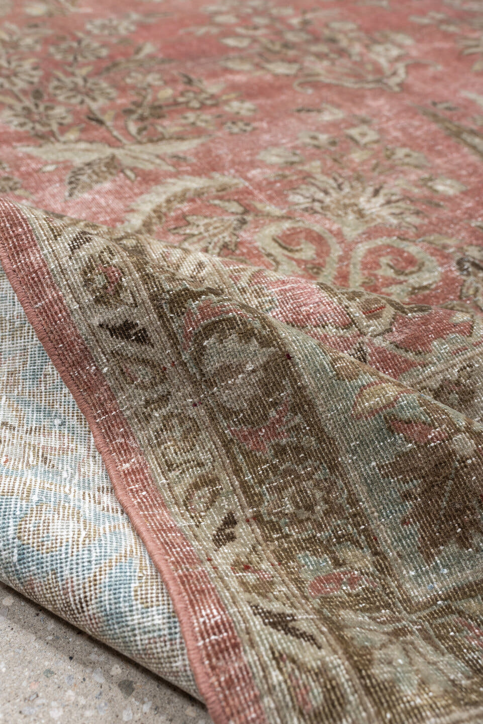 8' x 11' one-of-a-kind handmade antique Kashan large size rug. Color palette: rose, ivory, pale aqua, taupe, sage, camel