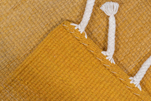 Vintage Flatweave Area Rug (4' x 6')