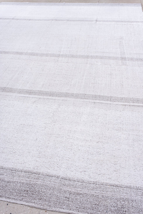 Antique Flatweave Area Rug (10' x 15')