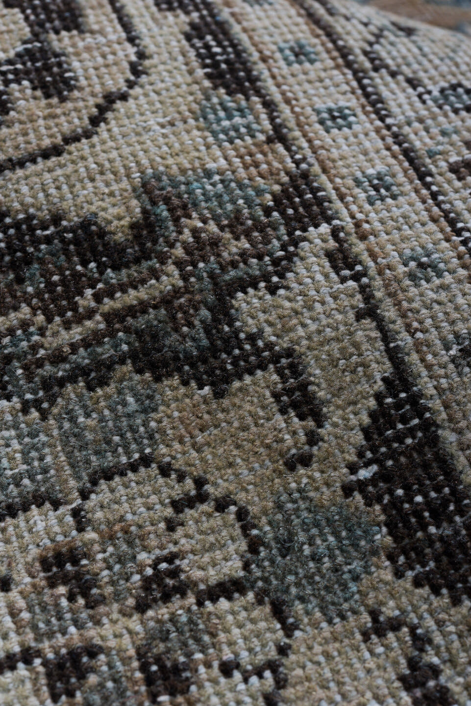 8' x 12' one-of-a-kind handmade vintage Mahal large size rug. Color palette: taupe, slate, ivory, blue, charcoal, beige
