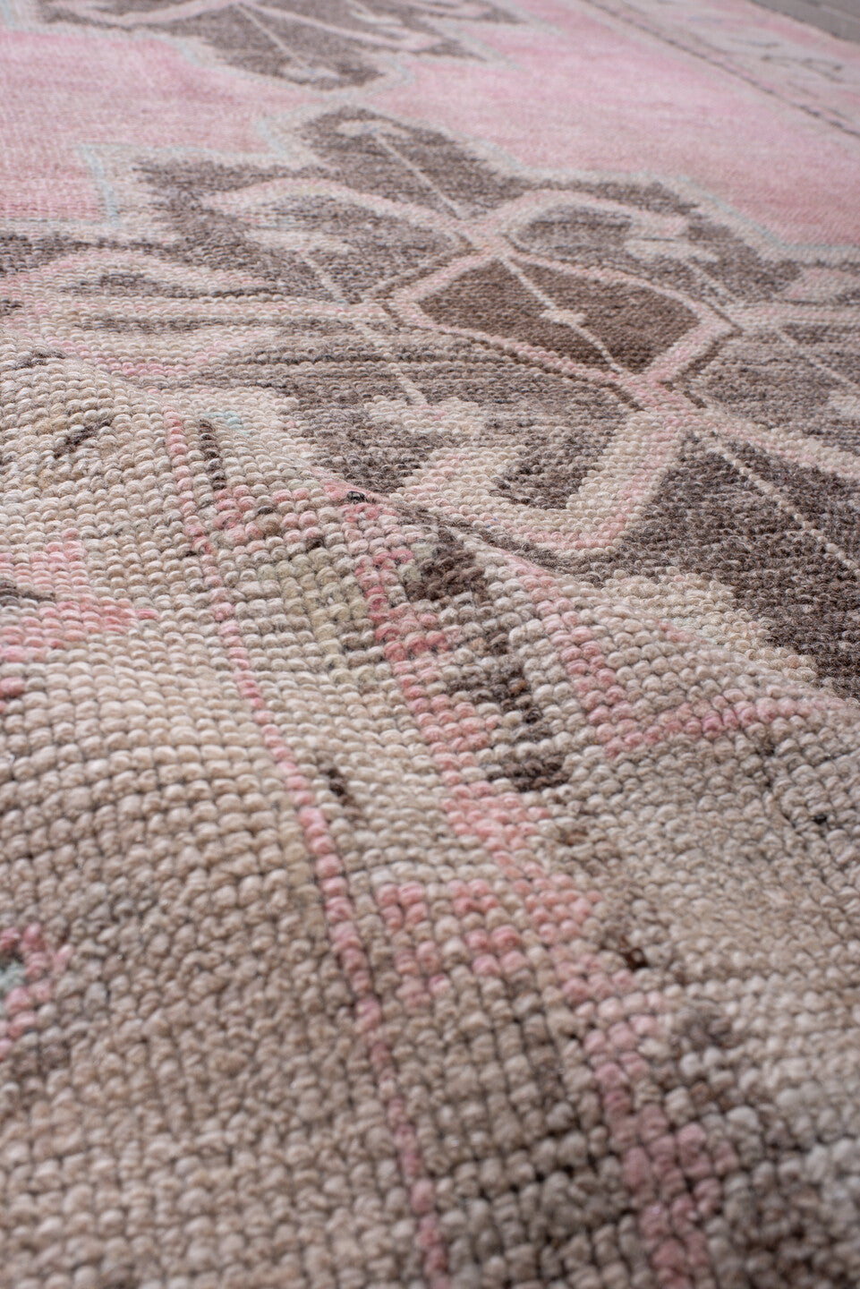 4' x 13' one-of-a-kind handmade vintage Oushak runner rug. Color palette: gray, light gray, off-white, pink, rosy brown