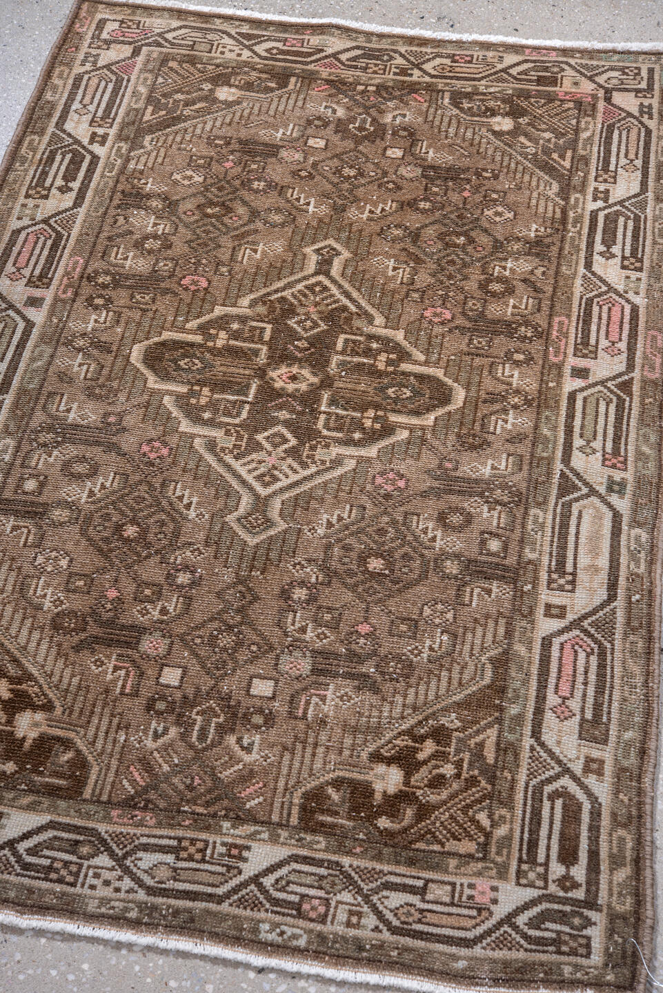 2' x 3' one-of-a-kind handmade vintage Hamadan small size rug. Color palette: brown, gainsboro, gray, light gray, off-white