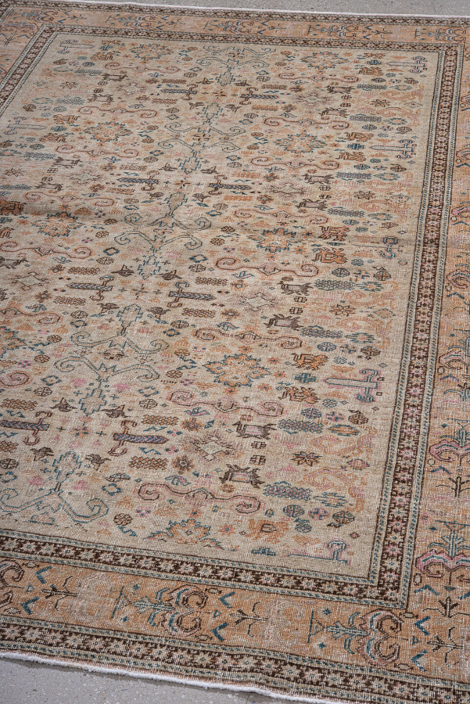 5' x 7' one-of-a-kind handmade vintage Kaisary rug. Color palette: blue, brown, dim gray, gray, light gray, off-white, pink