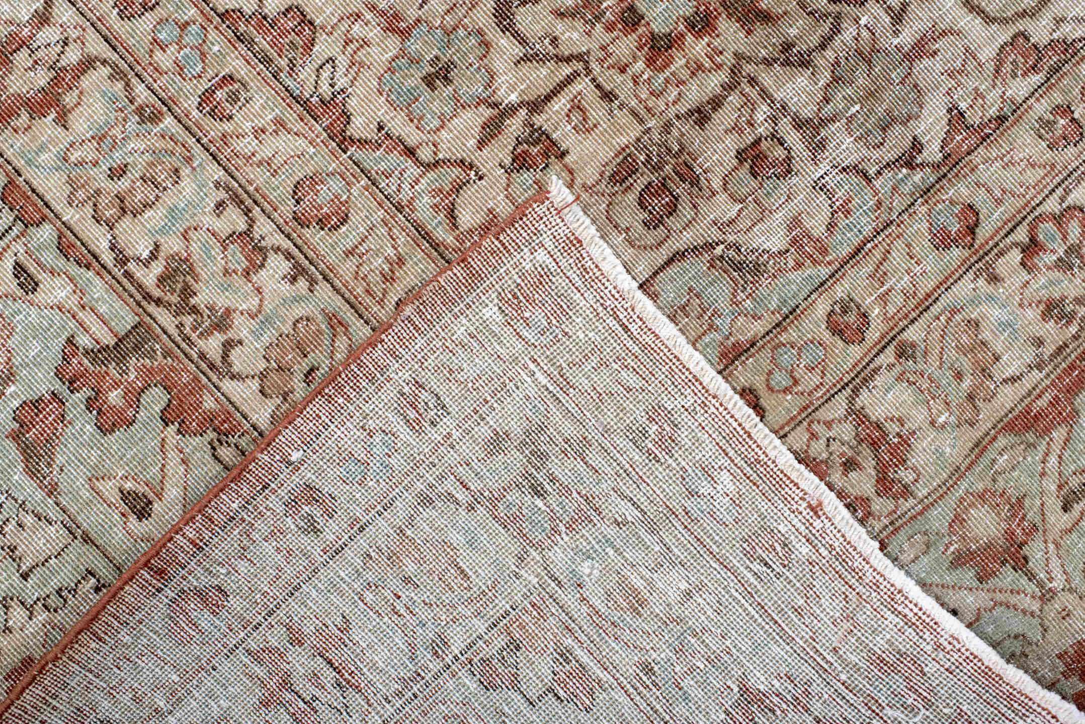 8' x 12' one-of-a-kind handmade vintage Kashan large size rug. Color palette: antiquewhite, brown, dark gray, gray