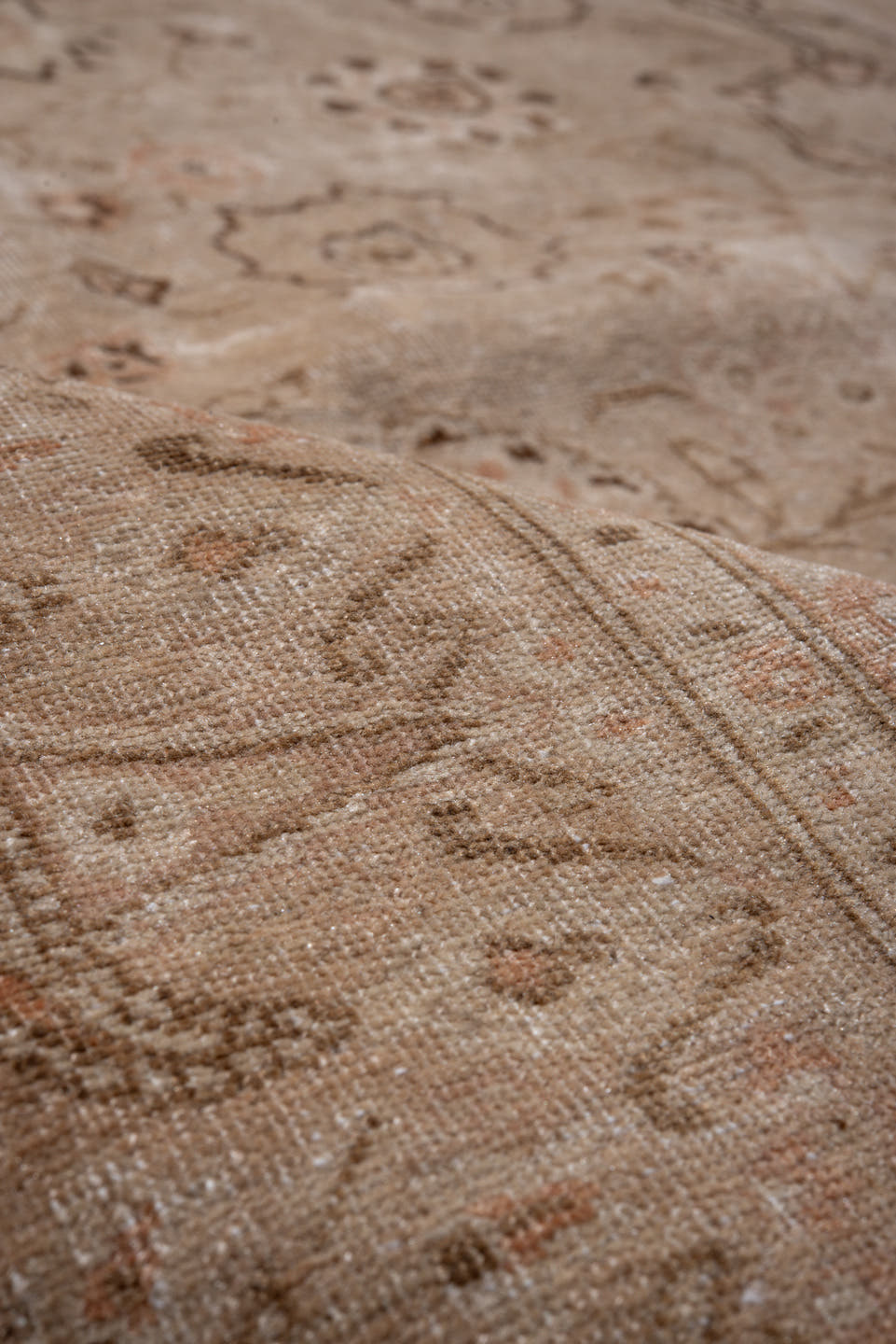 7' x 10' one-of-a-kind handmade antique Tabriz large size rug. Color palette: beige, blush, ivory, taupe, camel, peach