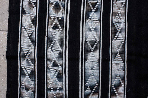 Antique Flatweave Area Rug (5' x 11')