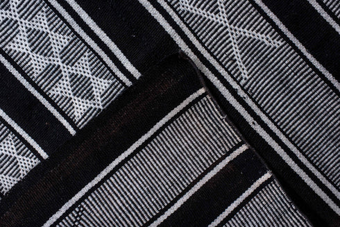 Antique Flatweave Area Rug (5' x 11')