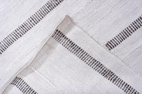 Vintage Flatweave Area Rug (7' x 12')