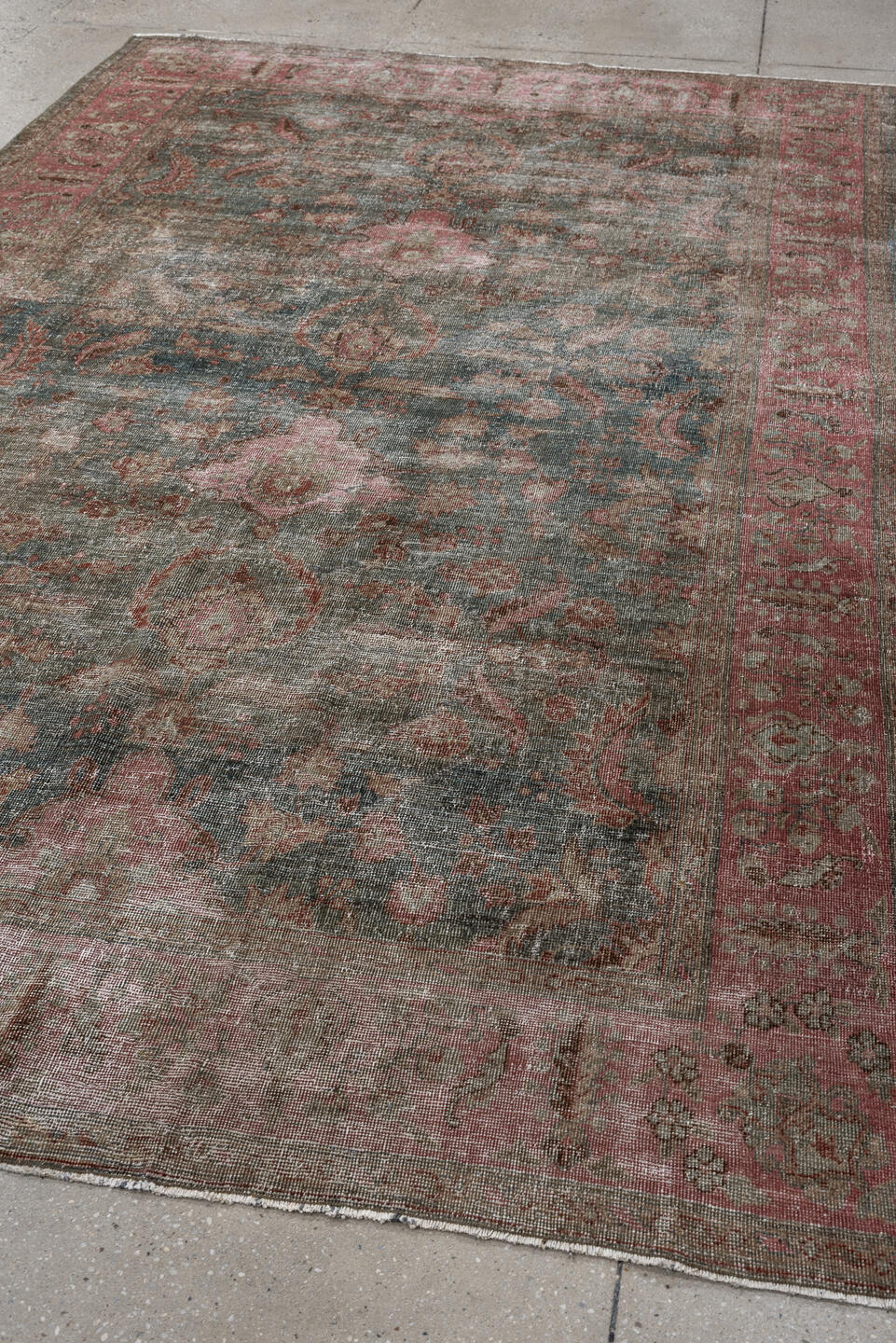 6' x 9' one-of-a-kind handmade antique Mahal medium size rug. Color palette: slate, rose, terracotta, taupe, ivory, charcoal