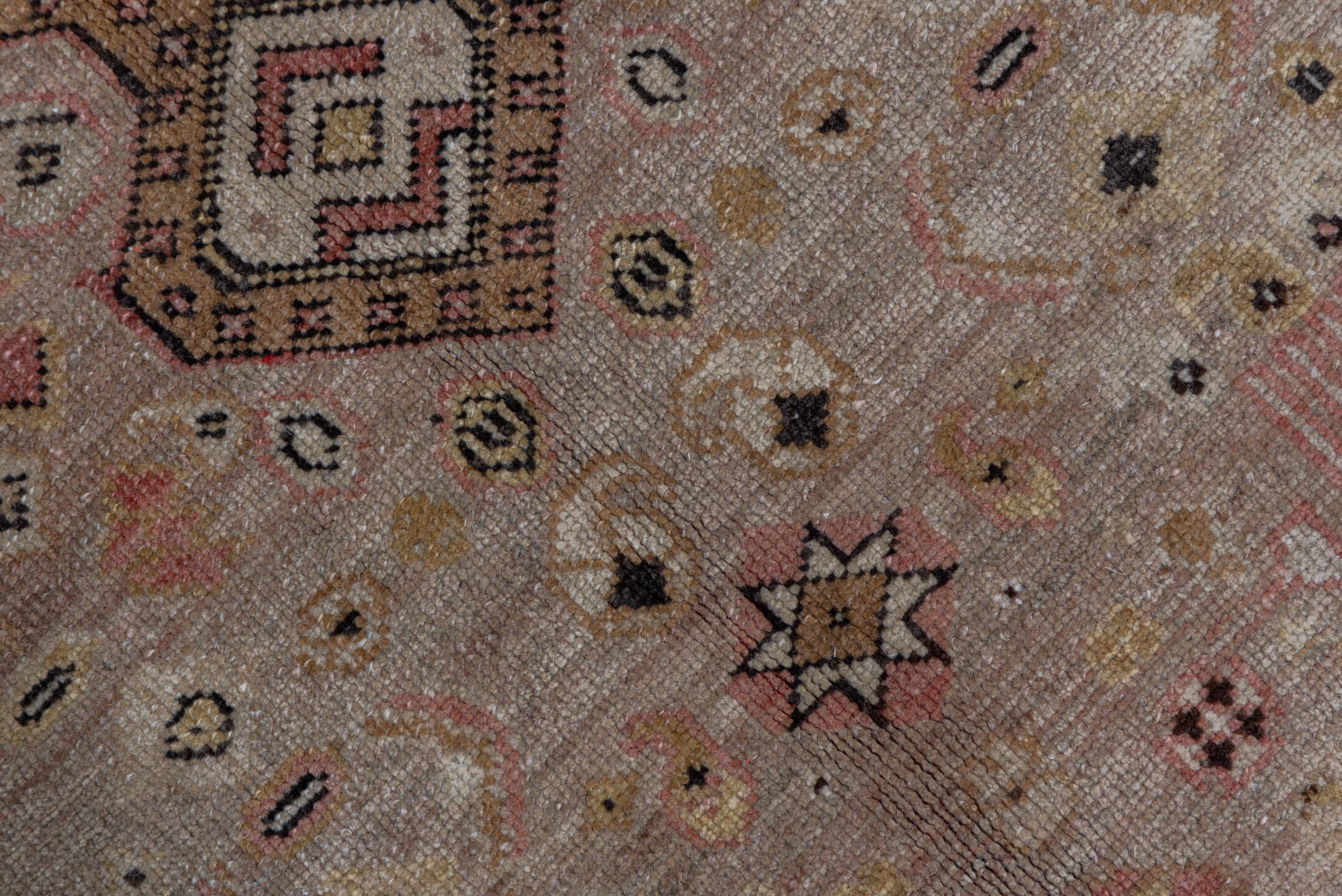 5' x 7' one-of-a-kind handmade vintage Oushak rug. Color palette: beige, rose, taupe, brown, ivory, rust, charcoal, gold