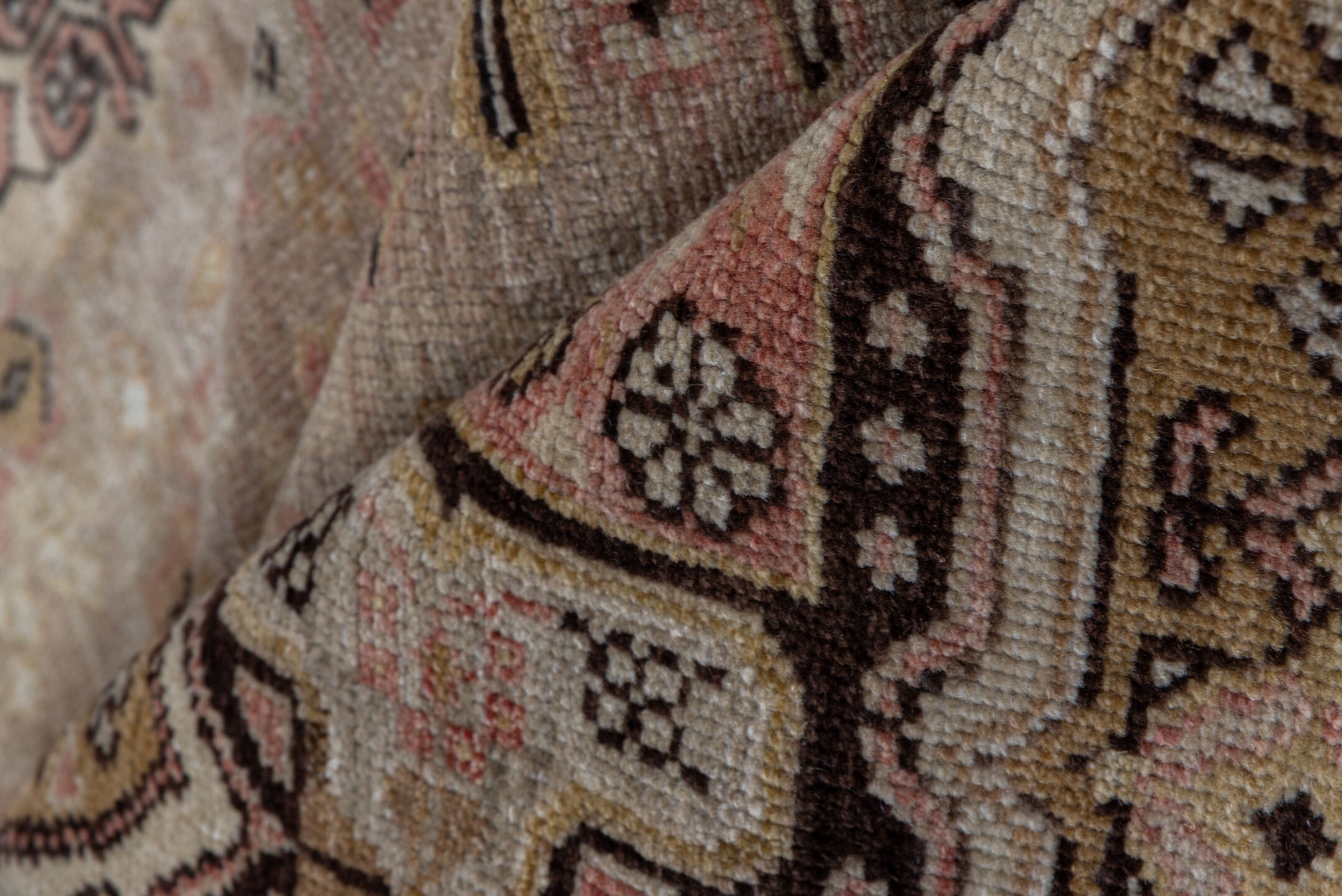 5' x 7' one-of-a-kind handmade vintage Oushak rug. Color palette: beige, rose, taupe, brown, ivory, rust, charcoal, gold