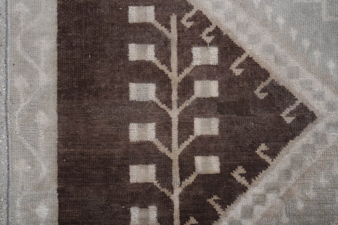 Vintage Oushak Area Rug (5' x 9')