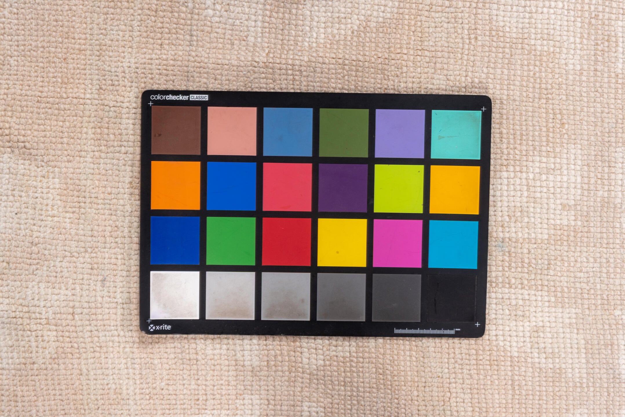 3' x 6' one-of-a-kind handmade vintage Oushak small size rug. Color palette: gainsboro, gray, light gray, linen, misty rose