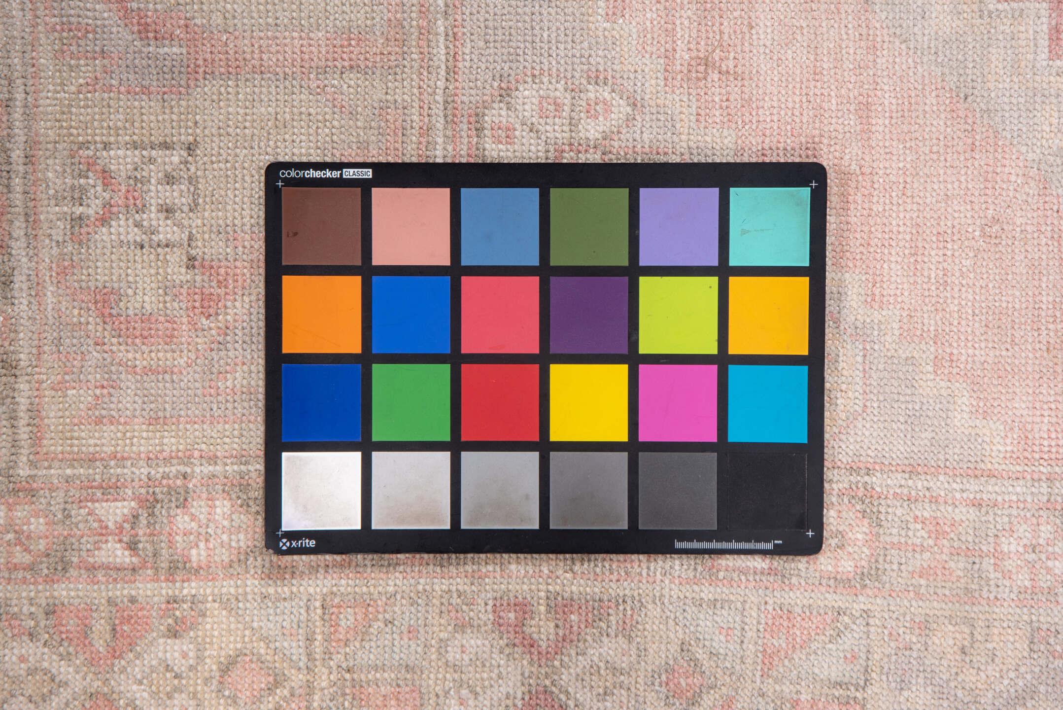 3' x 5' one-of-a-kind handmade vintage Oushak small size rug. Color palette: brown, gray, light gray, off-white, pink, snow