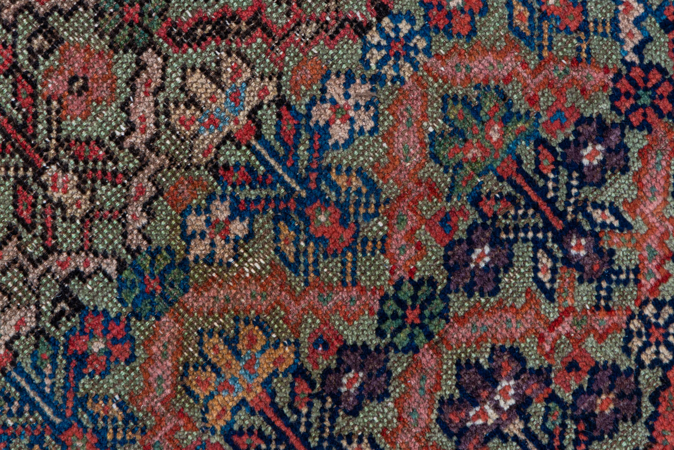 5' x 10' one-of-a-kind handmade vintage Mahal medium size rug. Color palette: rust, brown, navy, taupe, terracotta, slate