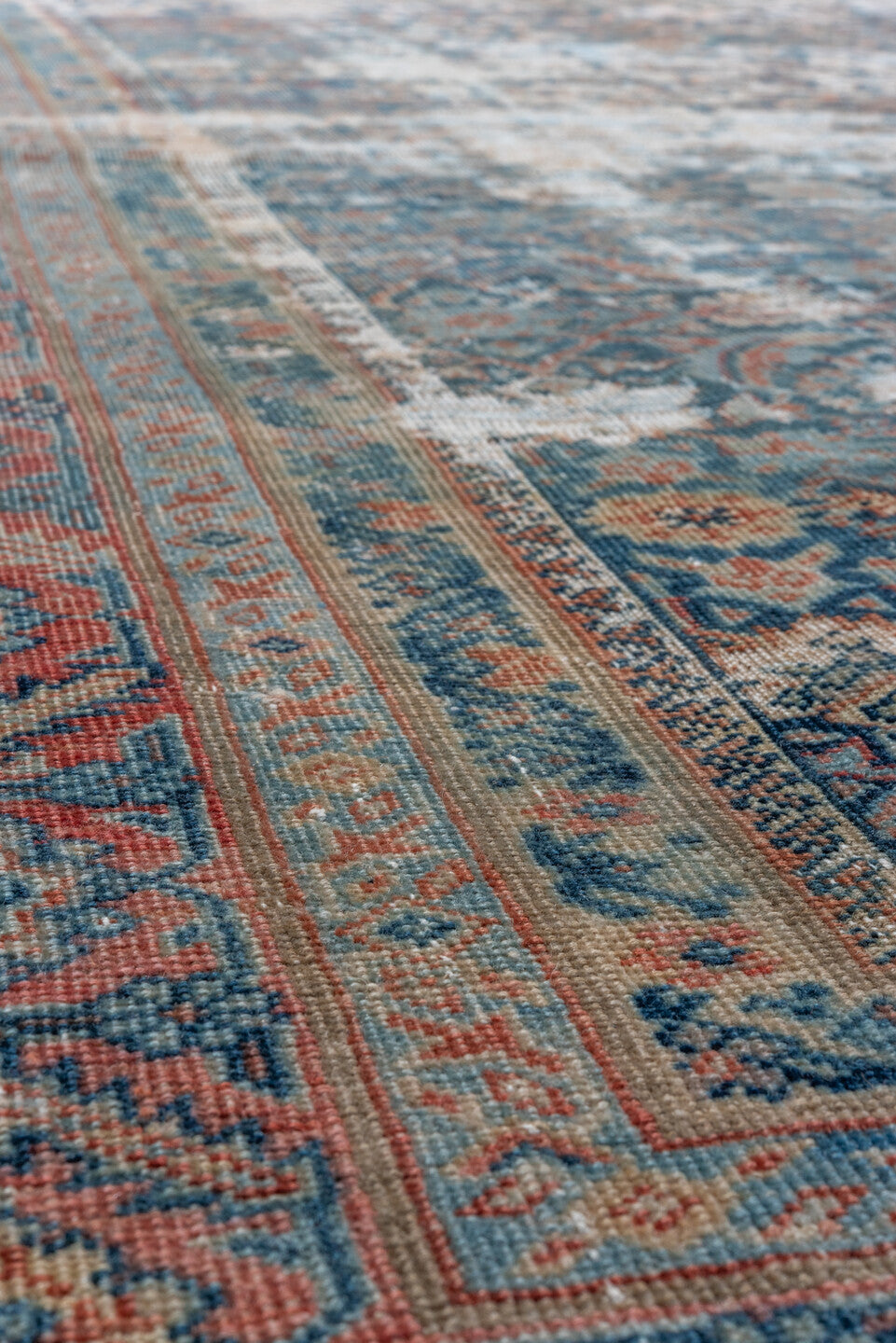 4' x 6' one-of-a-kind handmade vintage Mahal small size rug. Color palette: sky blue, coral, ivory, terra cotta, slate