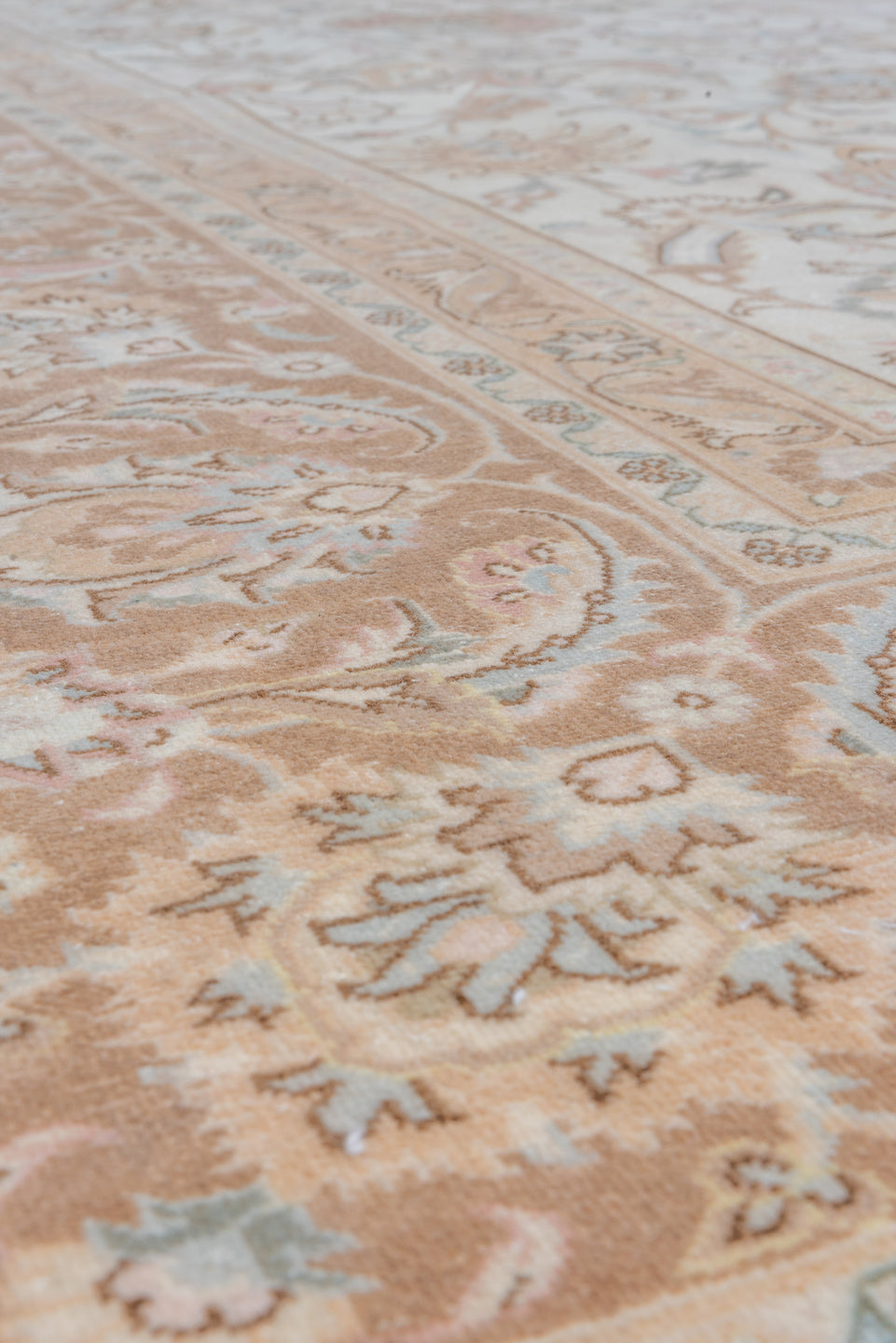 9' x 12' one-of-a-kind handmade vintage Tabriz large size rug. Color palette: brown, dark gray, gray, light gray, off-white