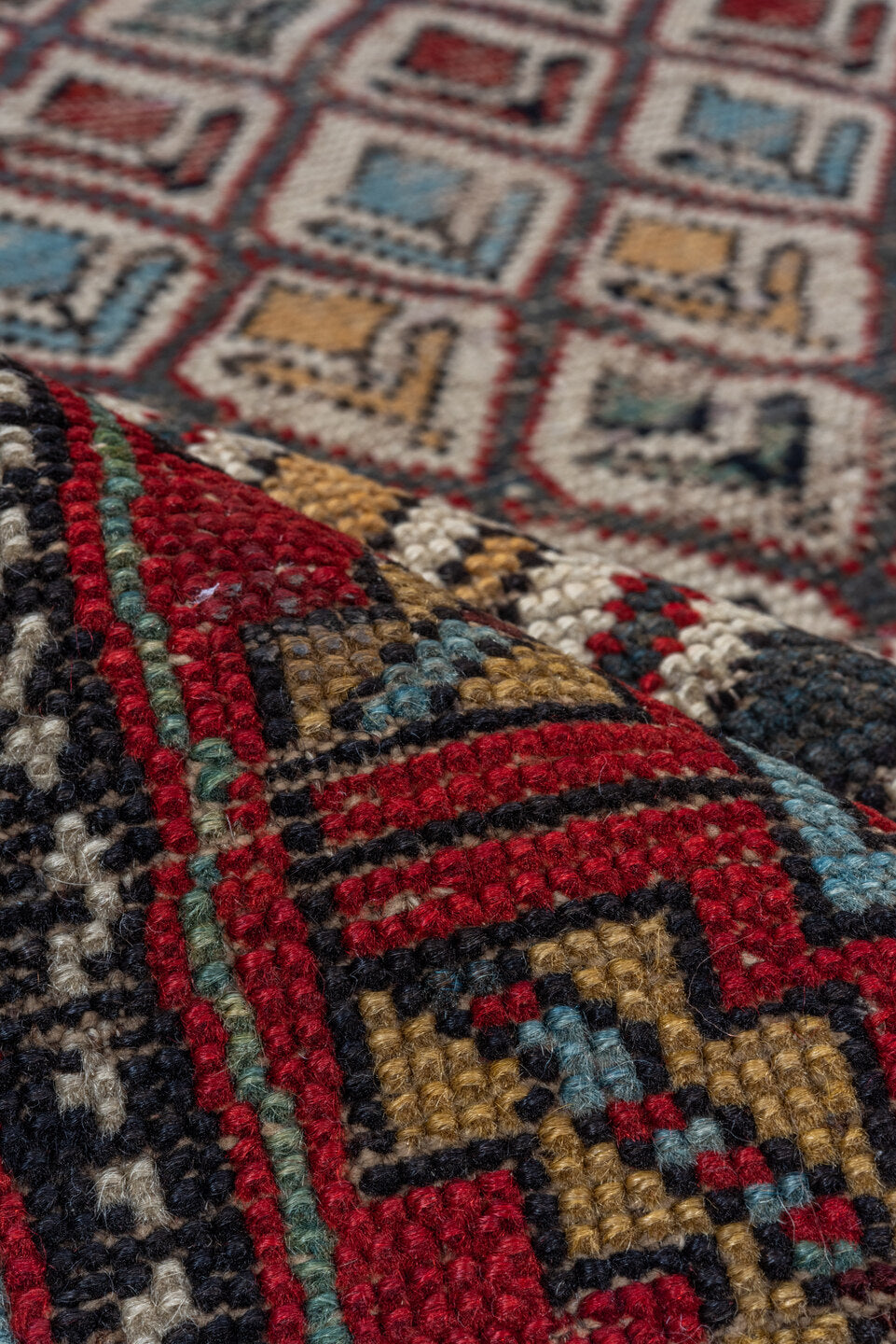 3' x 4' one-of-a-kind handmade vintage Shirvan small size rug. Color palette: brown, dim gray, gray, pink, red