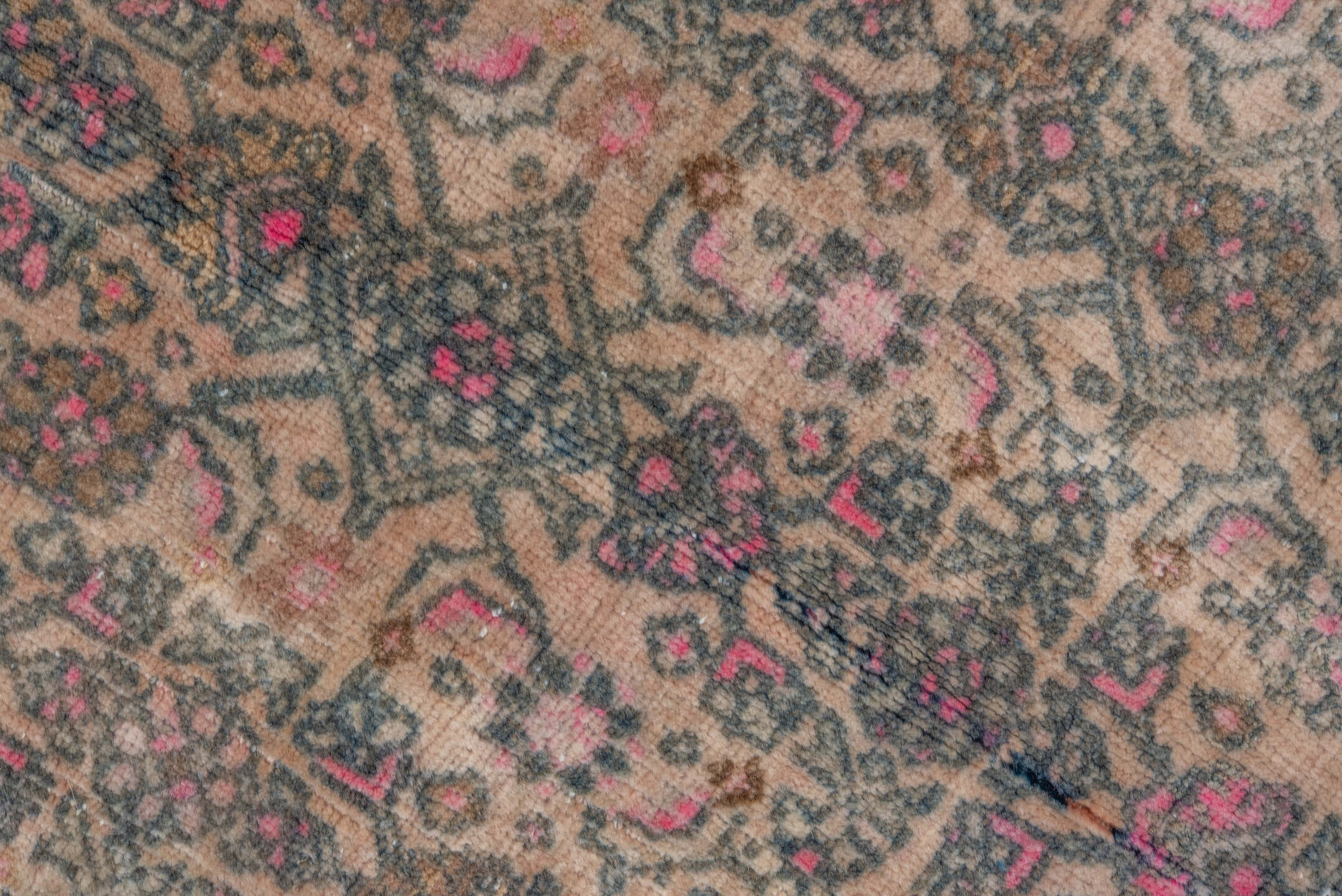7' x 10' one-of-a-kind handmade vintage Bidjar large size rug. Color palette: taupe, slate, ivory, rose, charcoal, camel