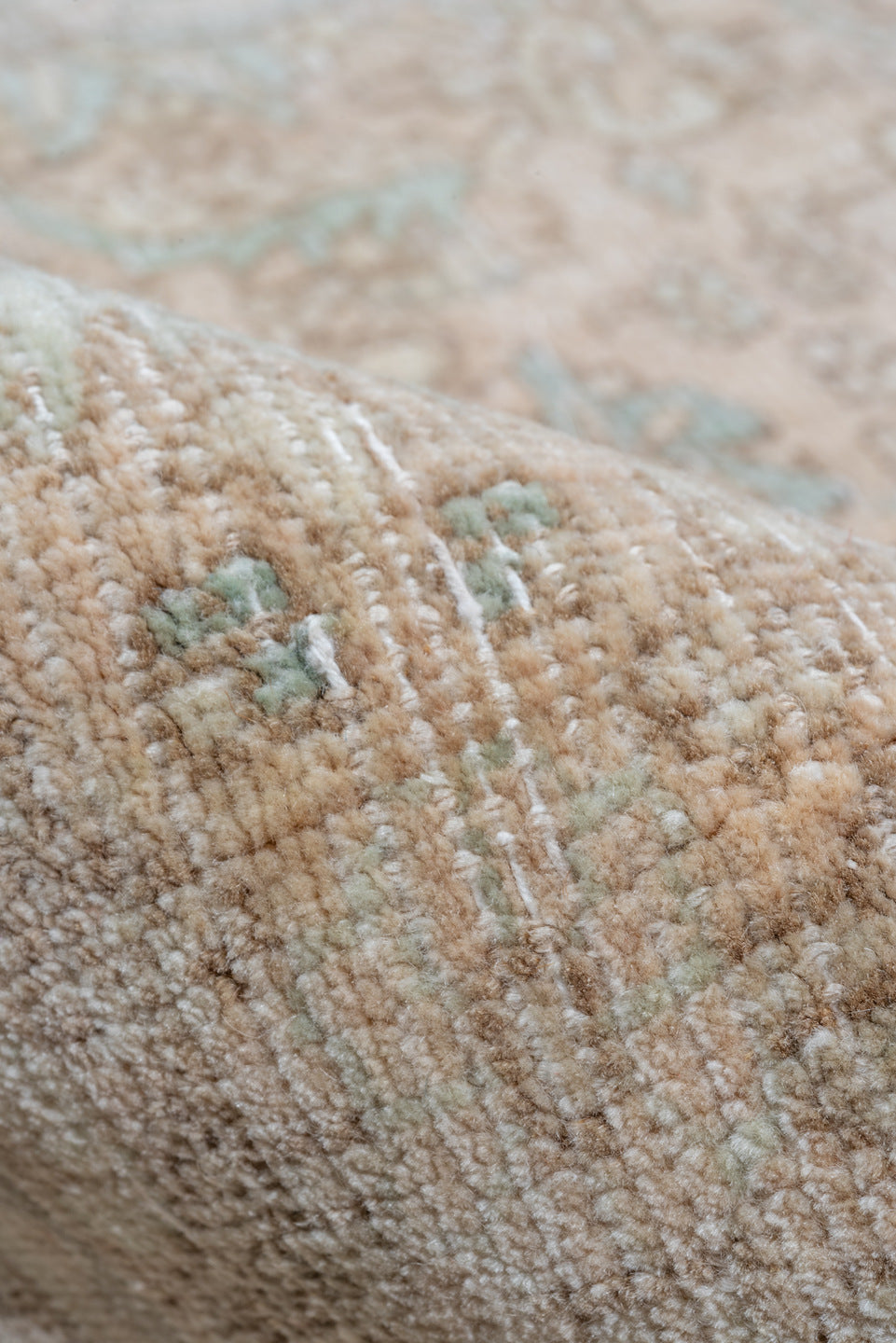 10' x 13' one-of-a-kind handmade vintage Bidjar large size rug. Color palette: beige, taupe, ivory, pale aqua, sand, camel