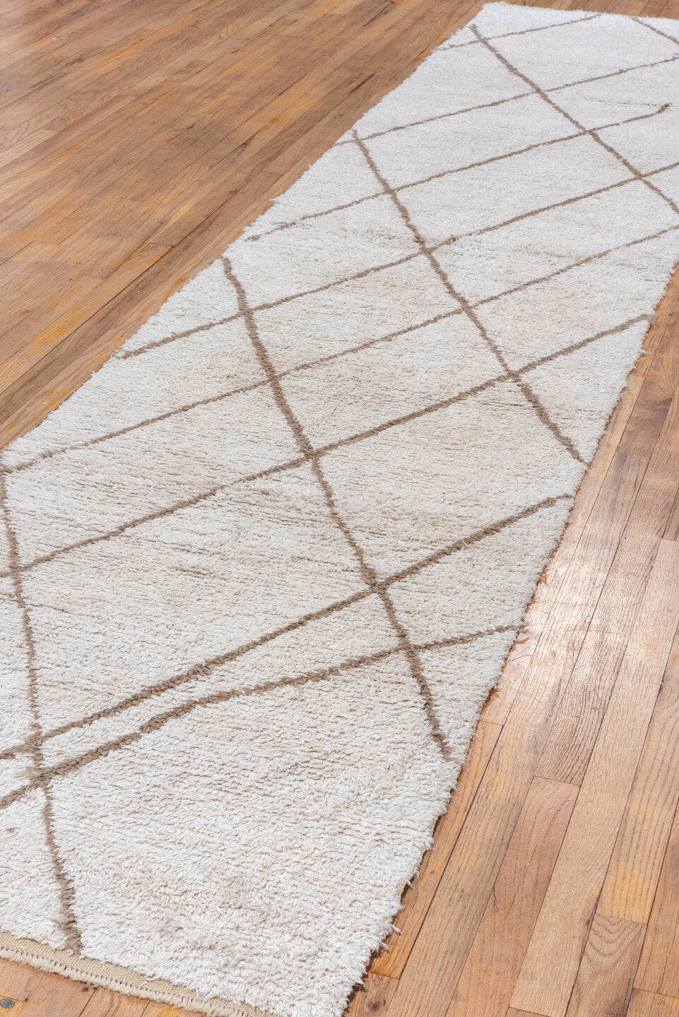 3' x 14' one-of-a-kind handmade vintage Moroccan runner rug. Color palette: gainsboro, gray, light gray, off-white, pink