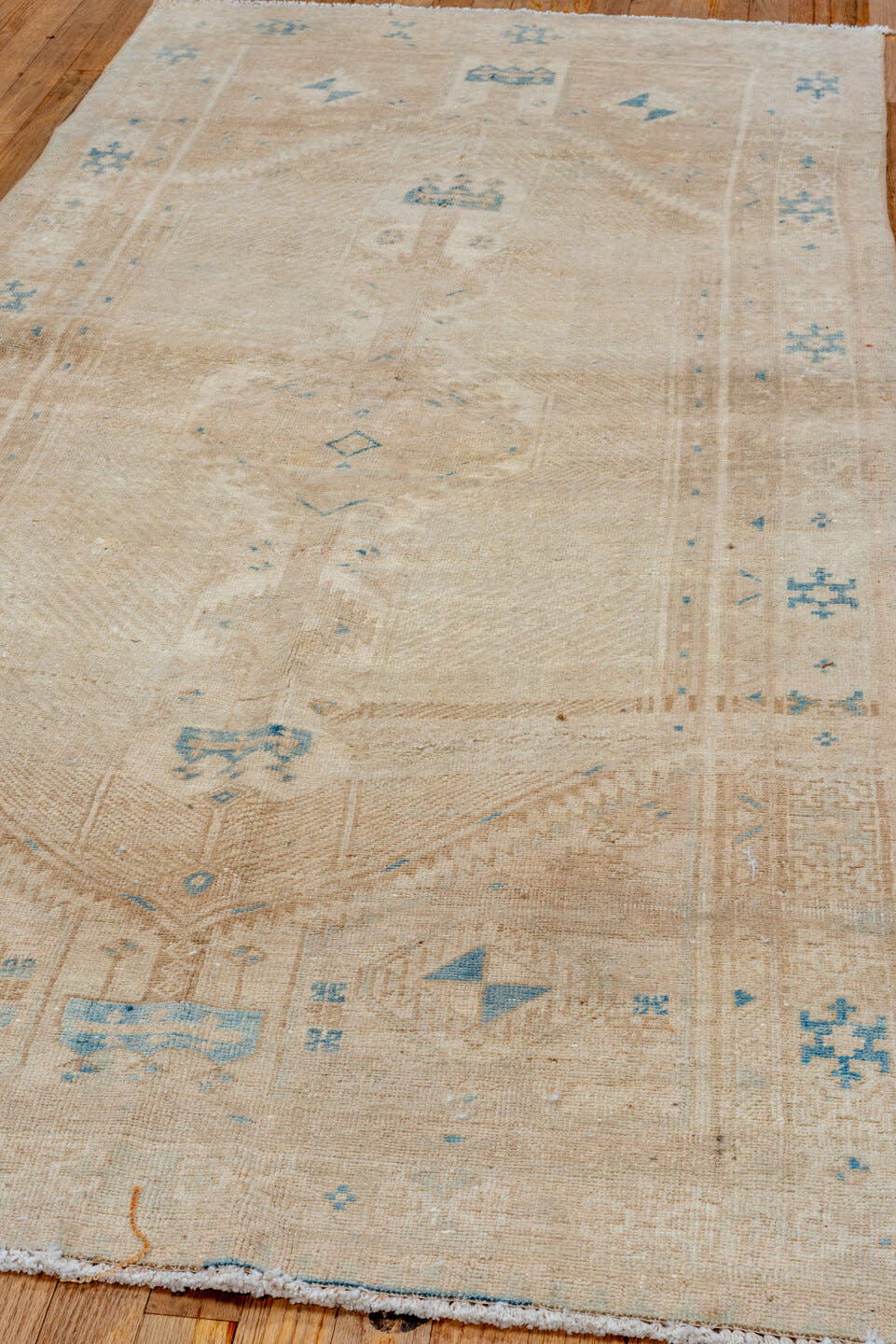 3' x 7' one-of-a-kind handmade vintage Sarab runner rug. Color palette: beige, ivory, sky blue, taupe, camel, light blue