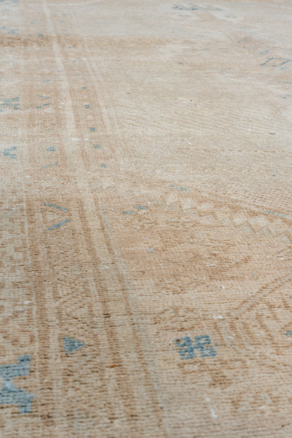 3' x 7' one-of-a-kind handmade vintage Sarab runner rug. Color palette: beige, ivory, sky blue, taupe, camel, light blue