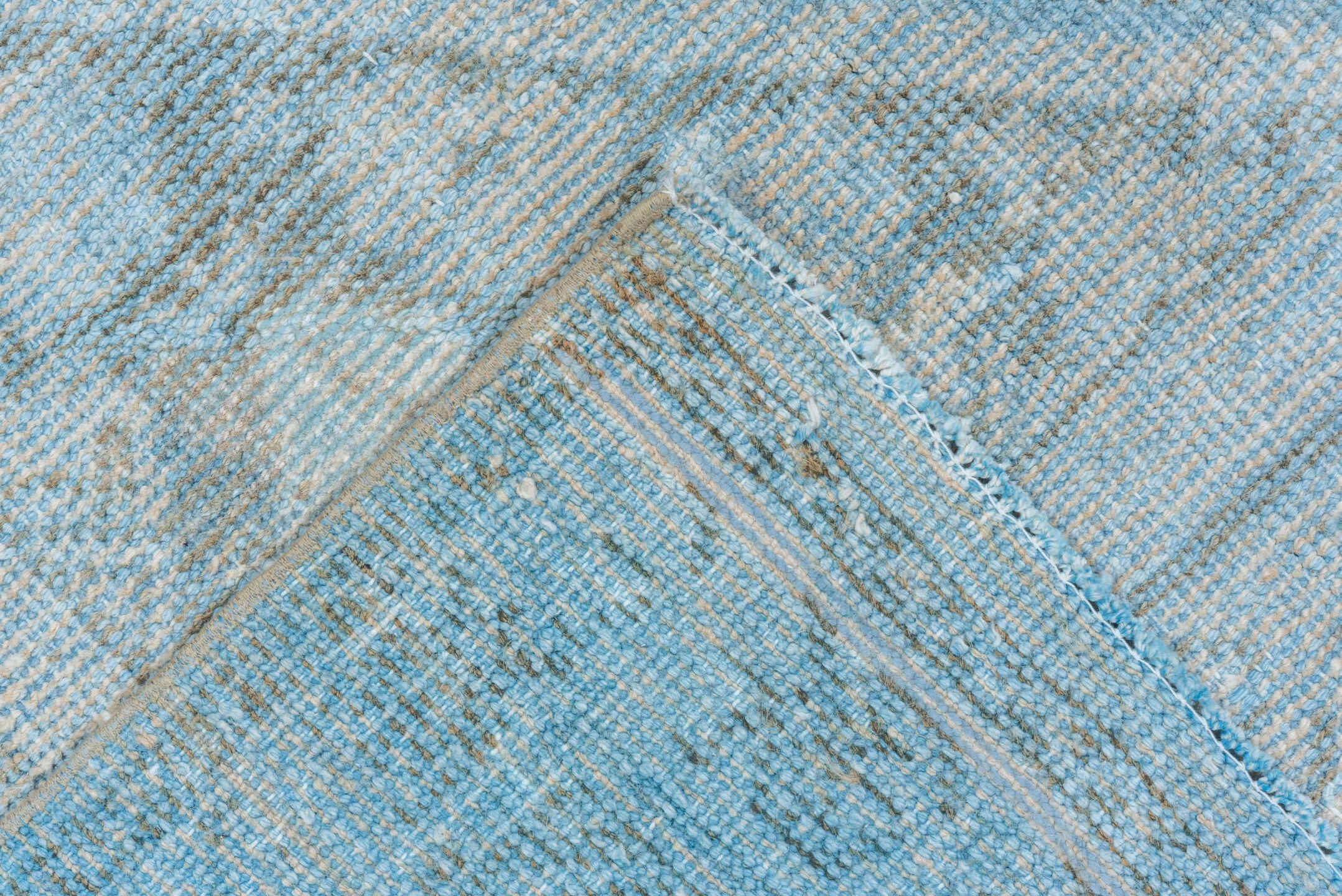 7' x 10' one-of-a-kind handmade vintage Mahal large size rug. Color palette: pale blue, ivory, sky blue, taupe, gray