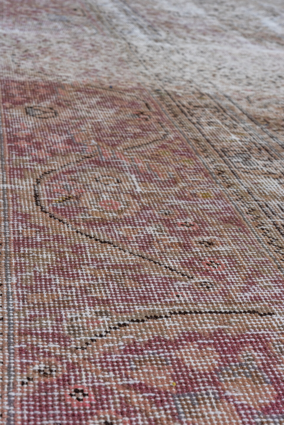 9' x 12' one-of-a-kind handmade vintage Tabriz large size rug. Color palette: taupe, rose, ivory, dusty mauve, beige, brown