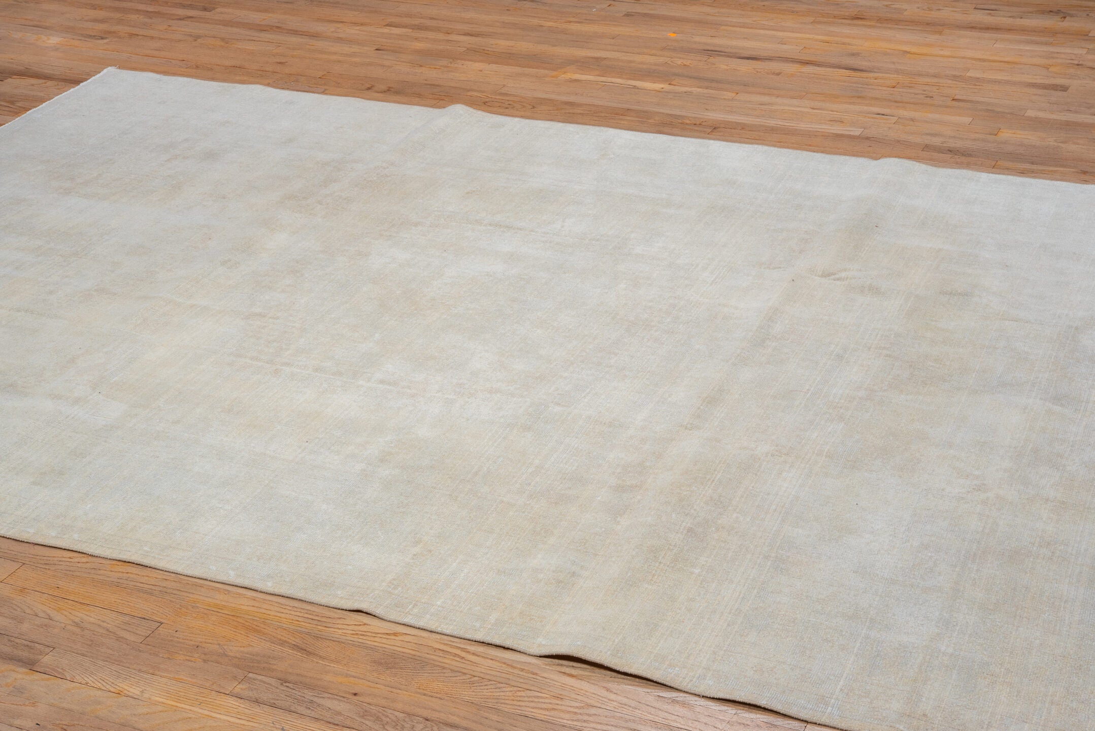 7' x 10' one-of-a-kind handmade vintage Oushak large size rug. Color palette: ivory, cream, beige, taupe, pale gray, gray