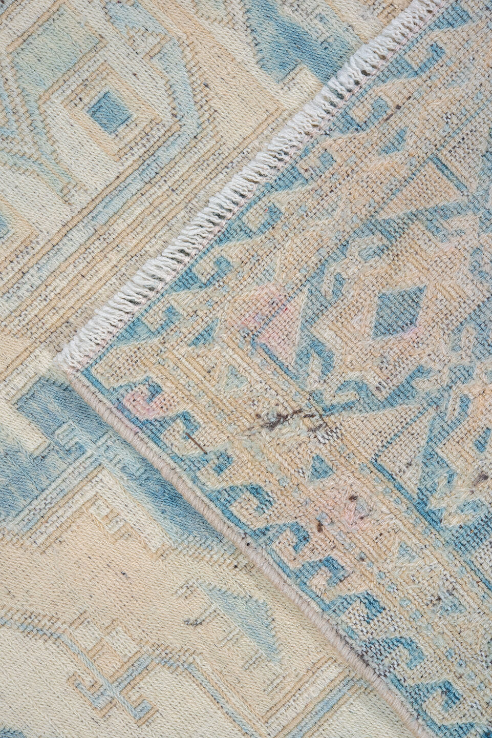 4' x 5' one-of-a-kind handmade vintage Sumak small size rug. Color palette: ivory, sky blue, beige, cream, taupe, light blue