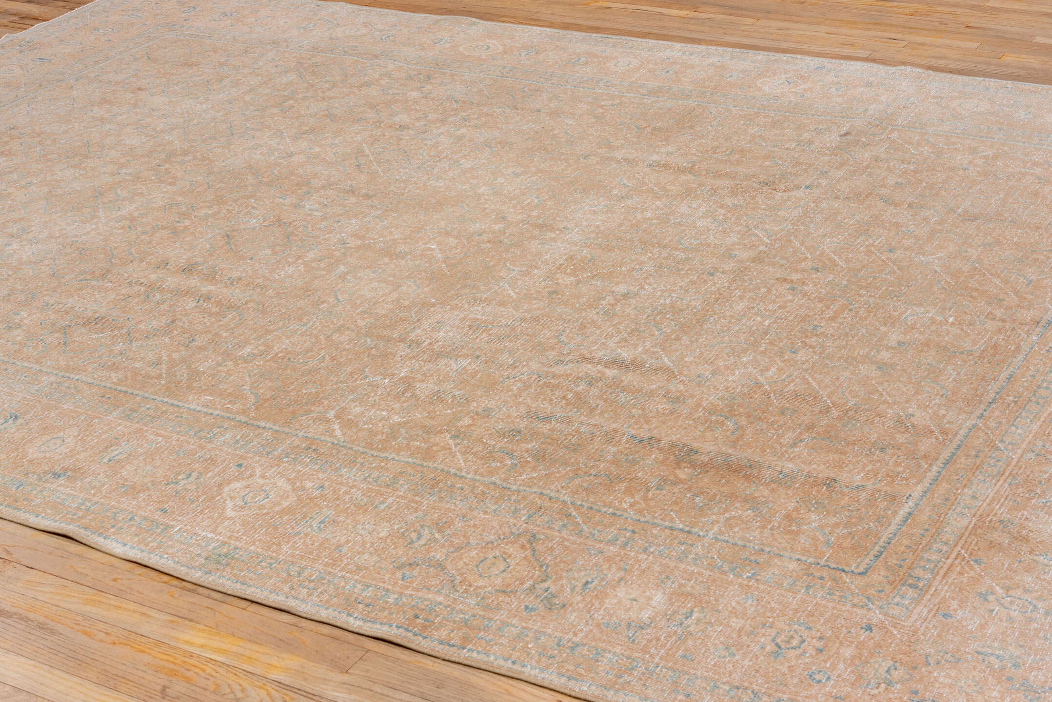 8' x 12' one-of-a-kind handmade vintage Mahal large size rug. Color palette: peach, ivory, pale blue, beige, taupe
