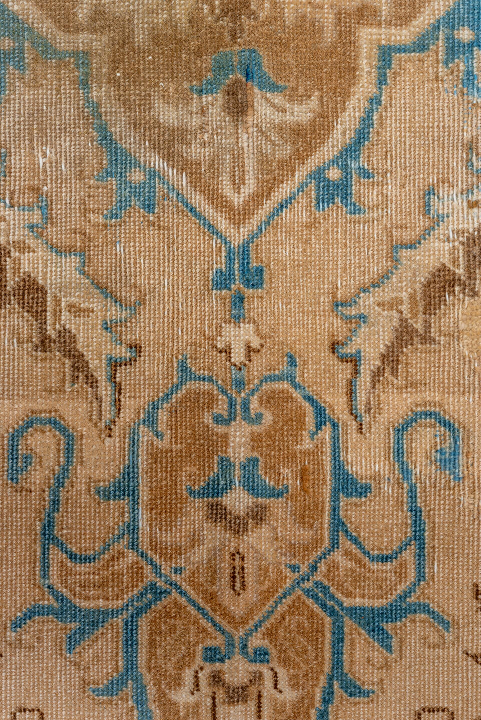 8' x 10' one-of-a-kind handmade vintage Heriz large size rug. Color palette: blue, brown, gray, linen, off-white, seashell