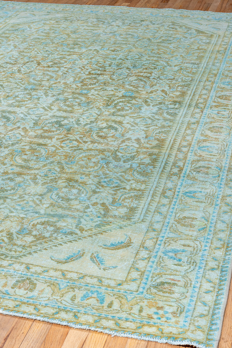 7' x 10' one-of-a-kind handmade vintage Malayer large size rug. Color palette: blue, brown, dim gray, gray, light blue