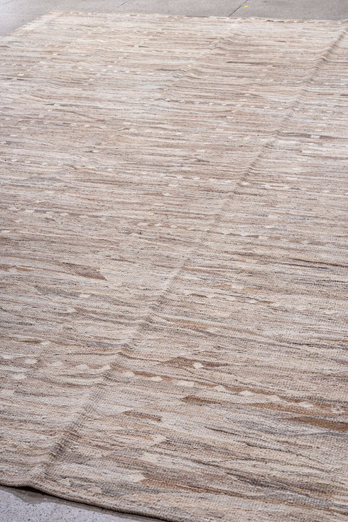 Vintage Kilim Area Rug (9' x 16')