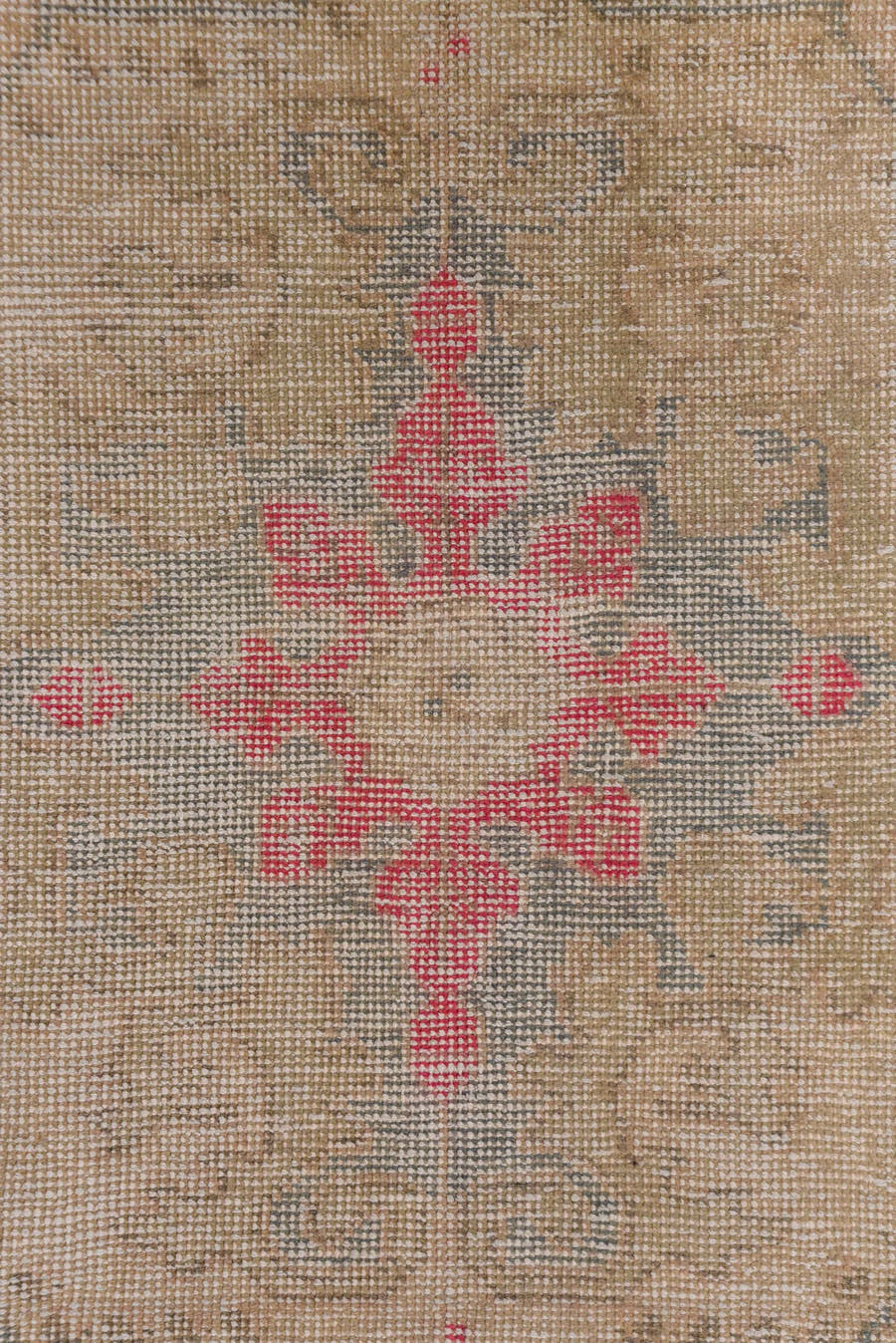 4' x 6' one-of-a-kind handmade vintage Oushak small size rug. Color palette: beige, taupe, gray, soft coral, ivory