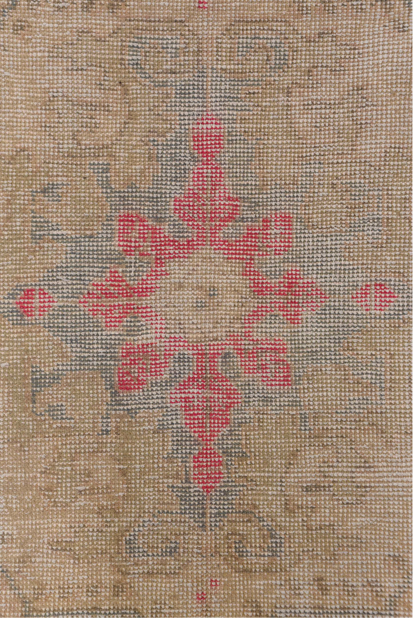 4' x 6' one-of-a-kind handmade vintage Oushak small size rug. Color palette: beige, taupe, gray, soft coral, ivory