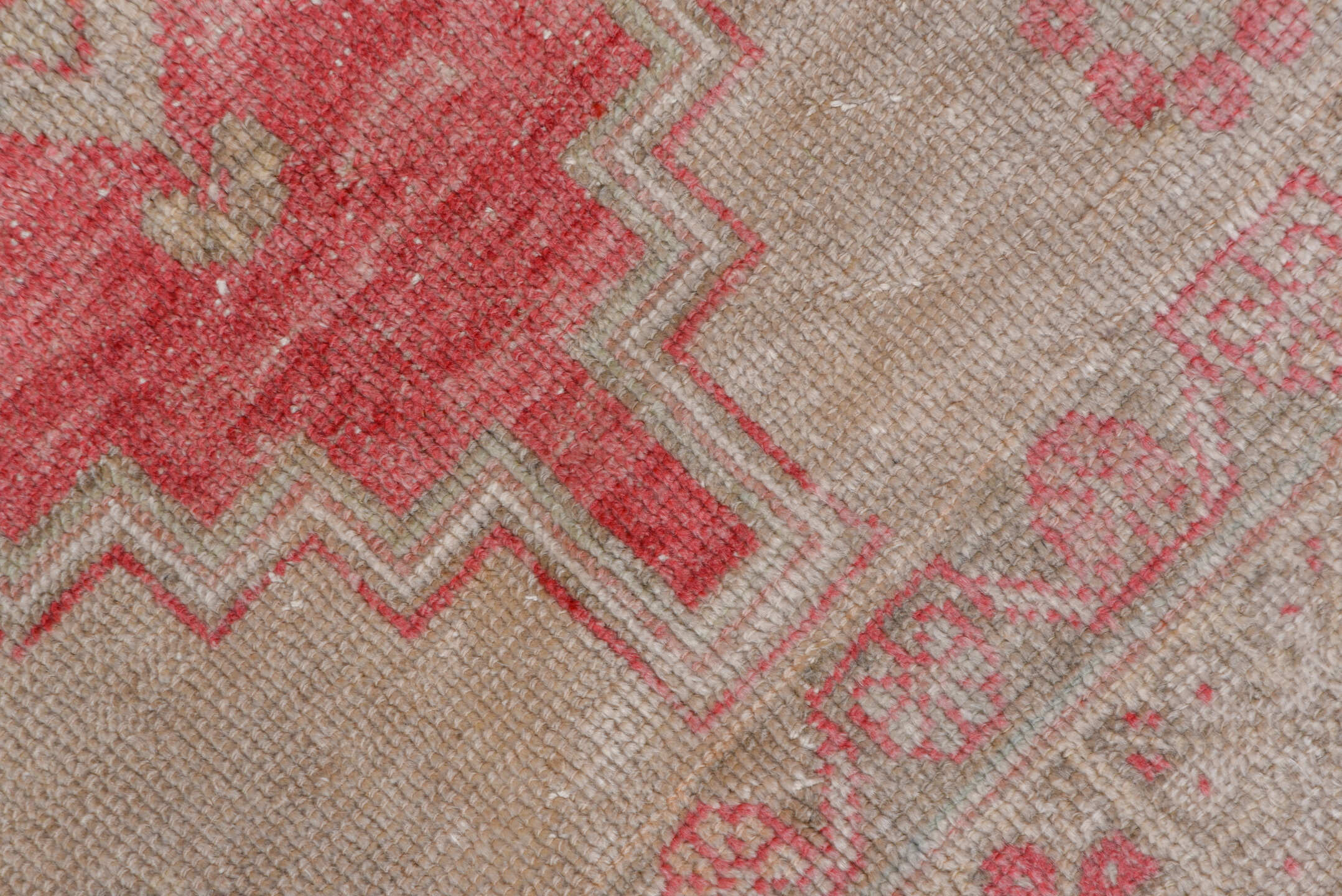 3' x 6' one-of-a-kind handmade vintage Oushak small size rug. Color palette: rose, ivory, blush, taupe, beige, pink, red