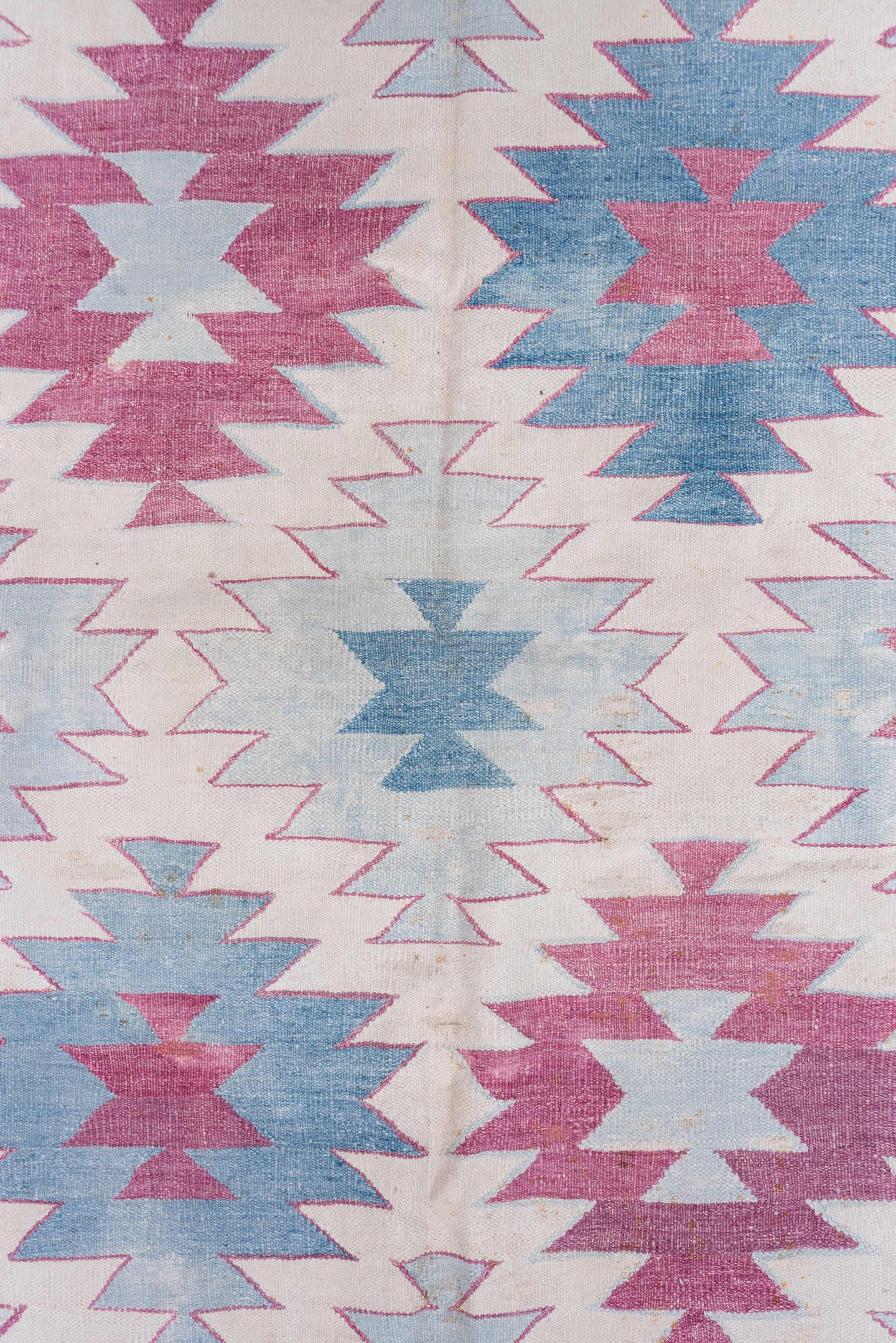 5' x 7' one-of-a-kind handmade antique Dhurrie rug. Color palette: ivory, sky blue, rose, dusty pink, light blue, pink, red
