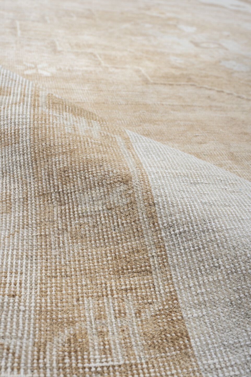 5' x 9' one-of-a-kind handmade vintage Oushak large size rug. Color palette: ivory, camel, beige, taupe, sand, gray