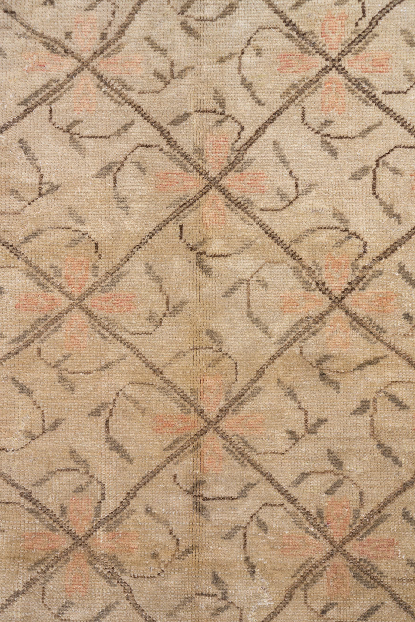 5' x 9' one-of-a-kind handmade vintage Oushak medium size rug. Color palette: beige, taupe, ivory, peach, brown, gray