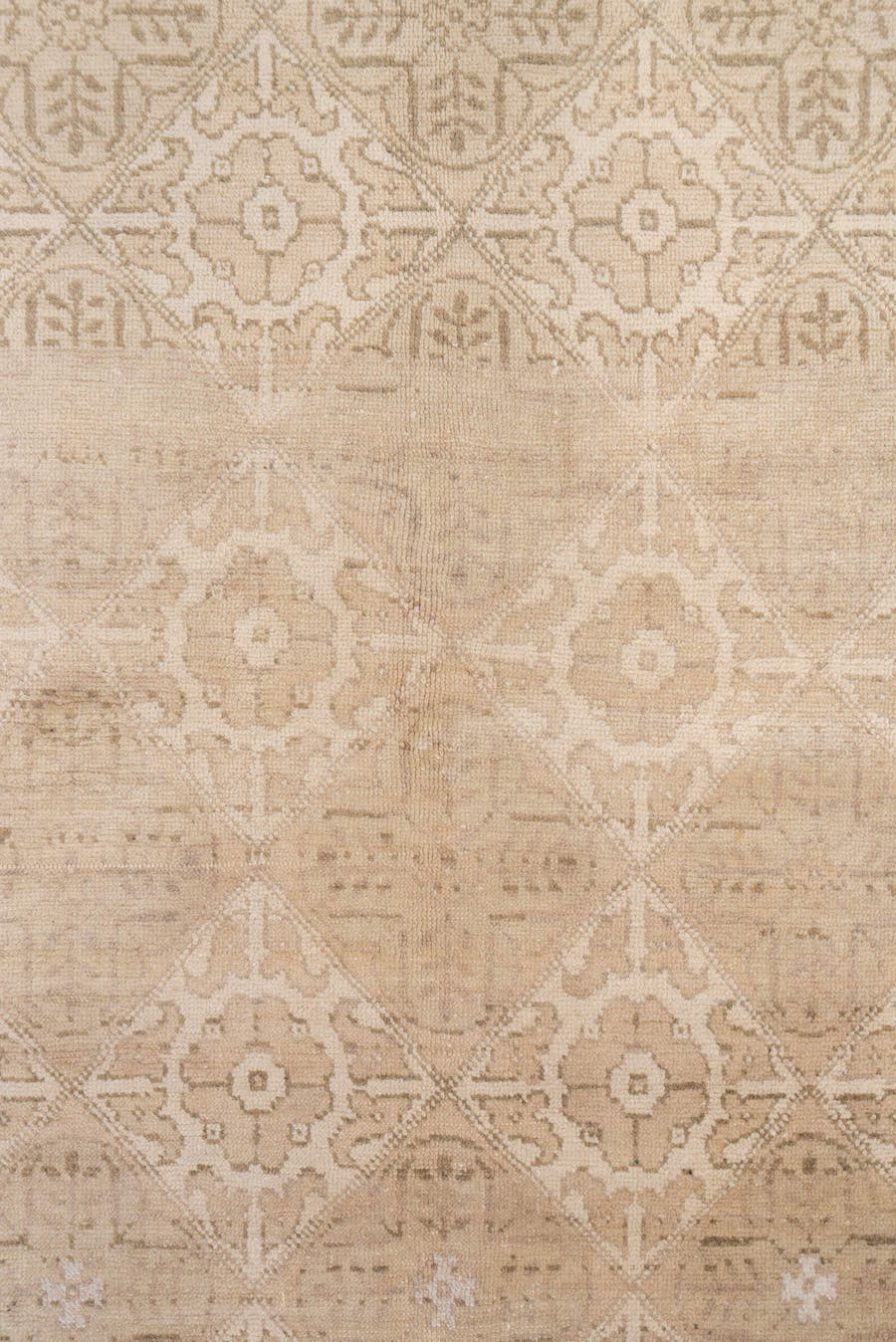5' x 8' one-of-a-kind handmade vintage Oushak medium size rug. Color palette: beige, ivory, taupe, sand, camel, gray