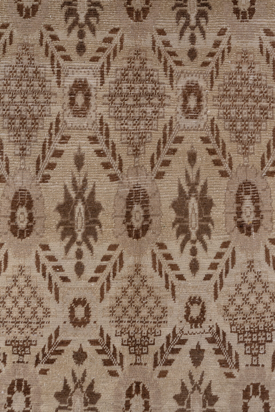 4' x 9' one-of-a-kind handmade vintage Oushak runner rug. Color palette: ivory, taupe, brown, beige, gray