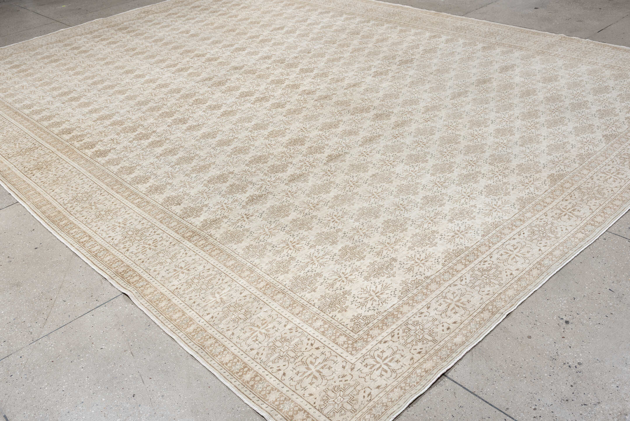 10' x 14' one-of-a-kind handmade antique Sivas oversize rug. Color palette: ivory, beige, cream, taupe, sand, gray