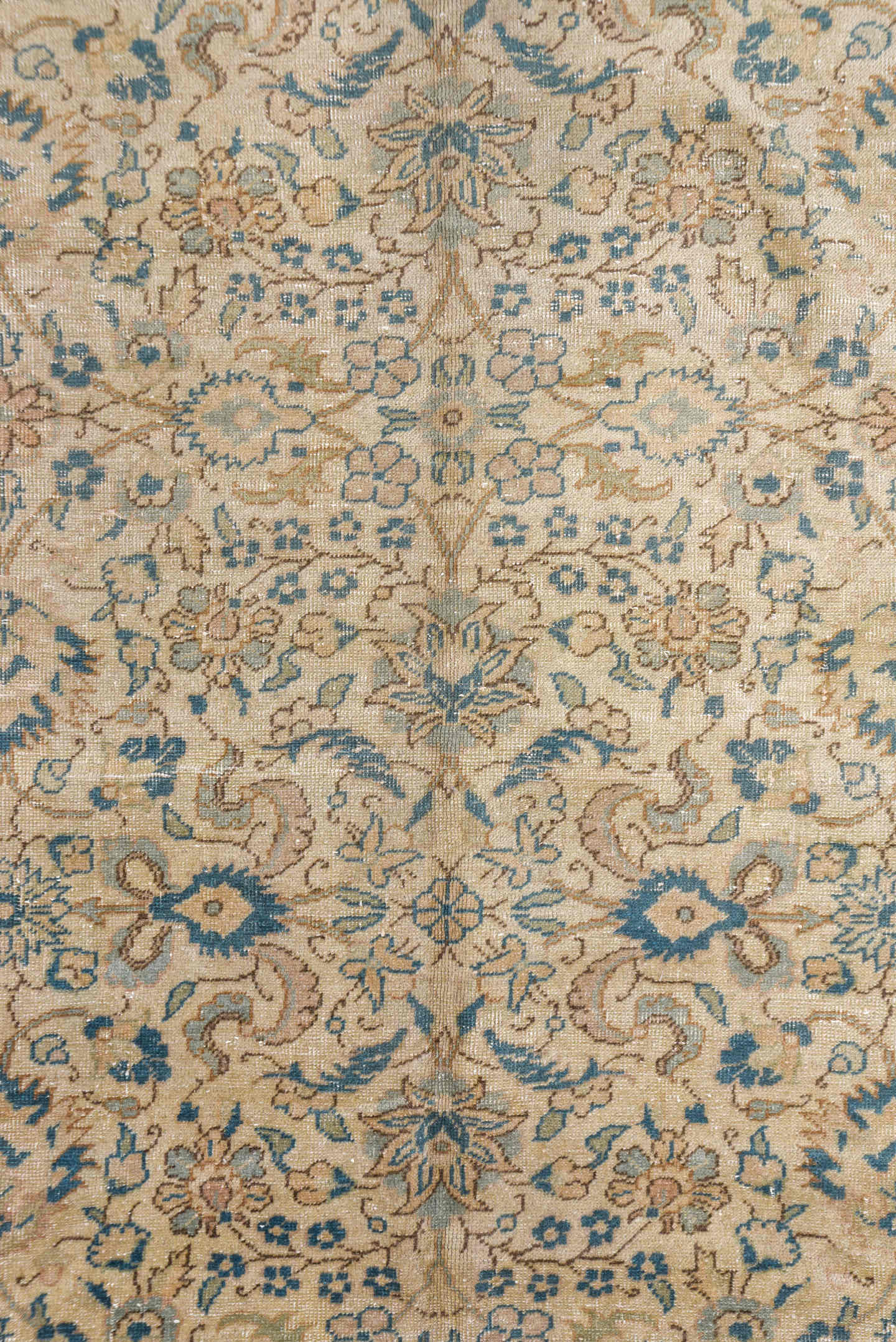 6' x 9' one-of-a-kind handmade vintage Sivas medium size rug. Color palette: ivory, sky blue, beige, taupe, camel